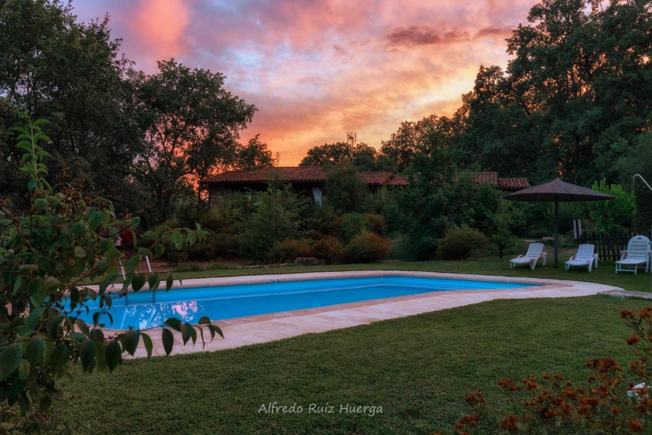 Apartamentos El Roble Valverde de la Vera Dış mekan fotoğraf