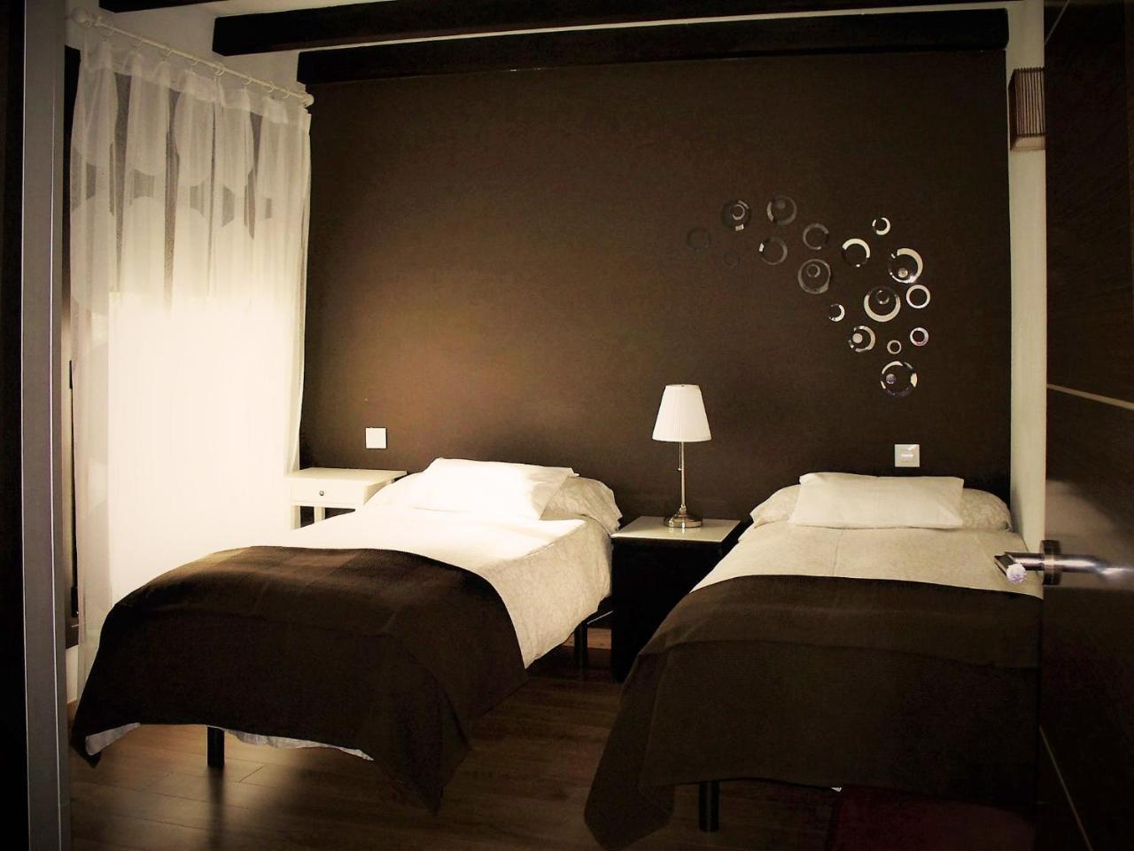 Apartamentos El Roble Valverde de la Vera Dış mekan fotoğraf